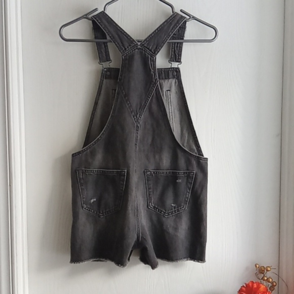 ⭐️ Host Pick ⭐️Gap Teen | Destructed Demin Shortall Overalls New - Picture 5 of 8